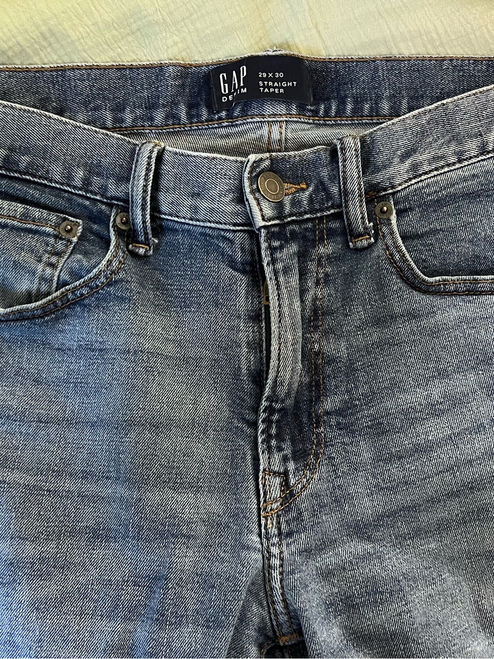 GAP- Womens Straight Taper Jeans 29X30
